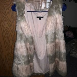Fur vest
